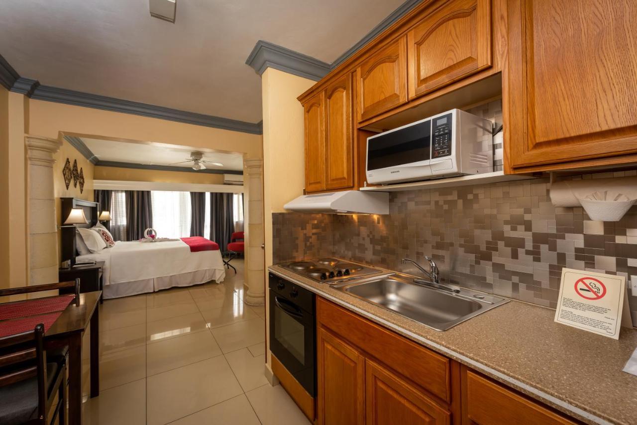 Baker'S Suites Simpson Bay Exteriér fotografie