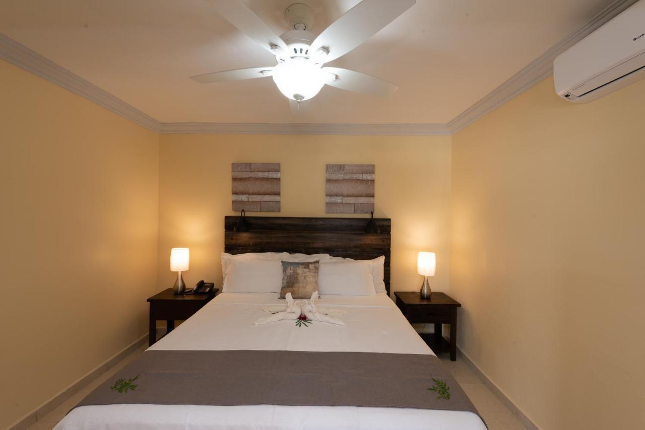 Baker'S Suites Simpson Bay Exteriér fotografie